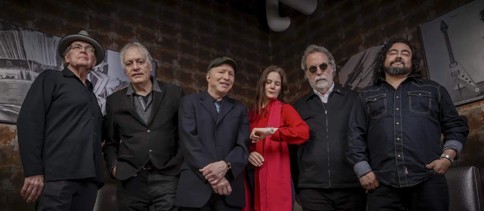 10000 Maniacs at the Somerville Armory May 28, 2025