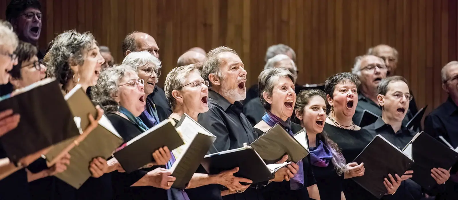 Yiddish Songs of Social Change: Concert with A Besere Velt Yiddish Chorus and Golden Thread Ensemble